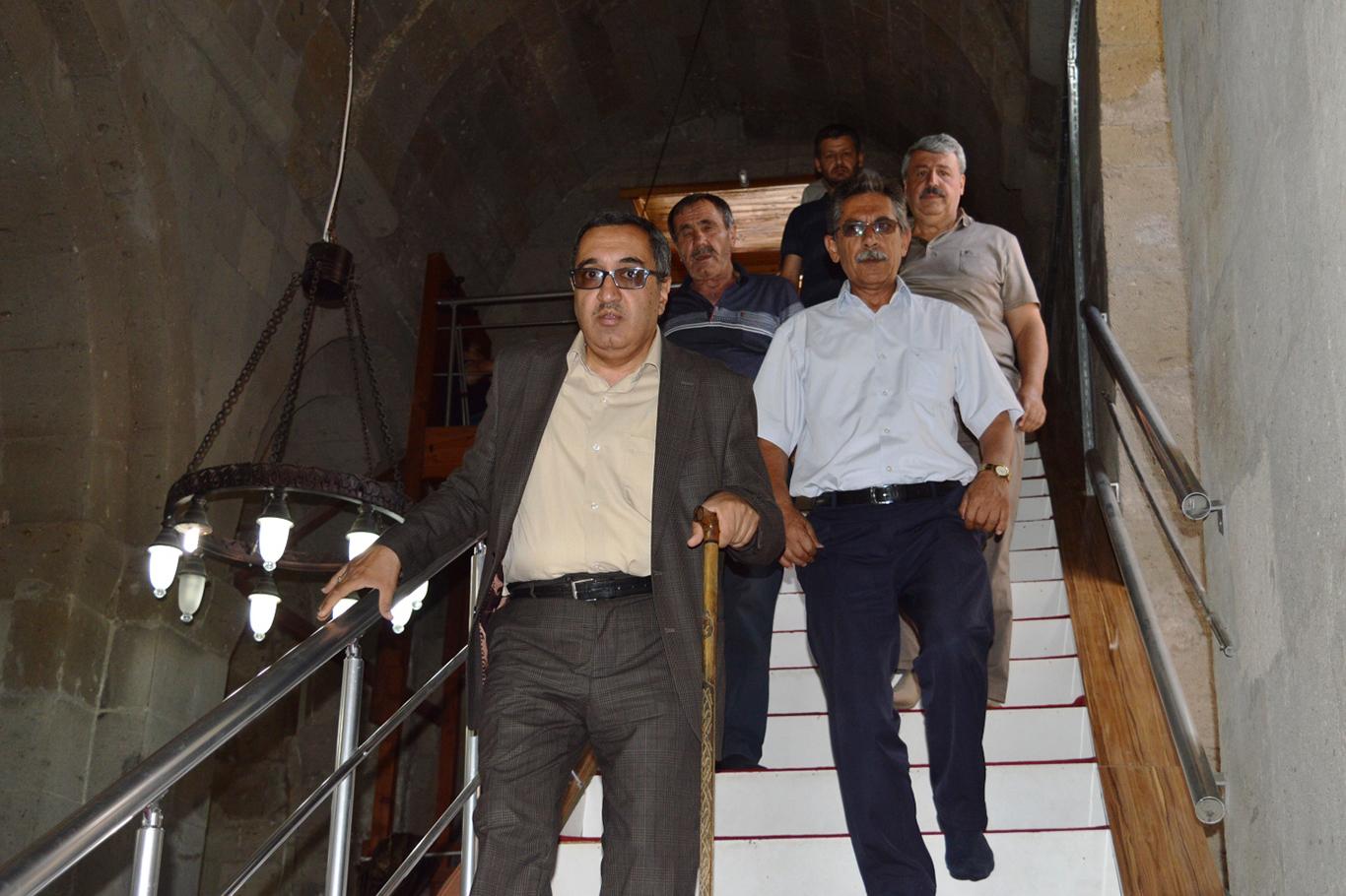 Bitlis’te 15 Temmuz şehitleri için okunan hatimler bağışlandı Bitlis’te 15 Temmuz şehitleri için okunan hatimler bağışlandı